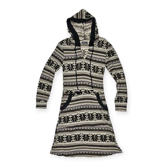 EARTHBOUND Dresses & Skirts - Earthbound Winter Snowflake Hoodie Sweater Dress Women's Size Small
